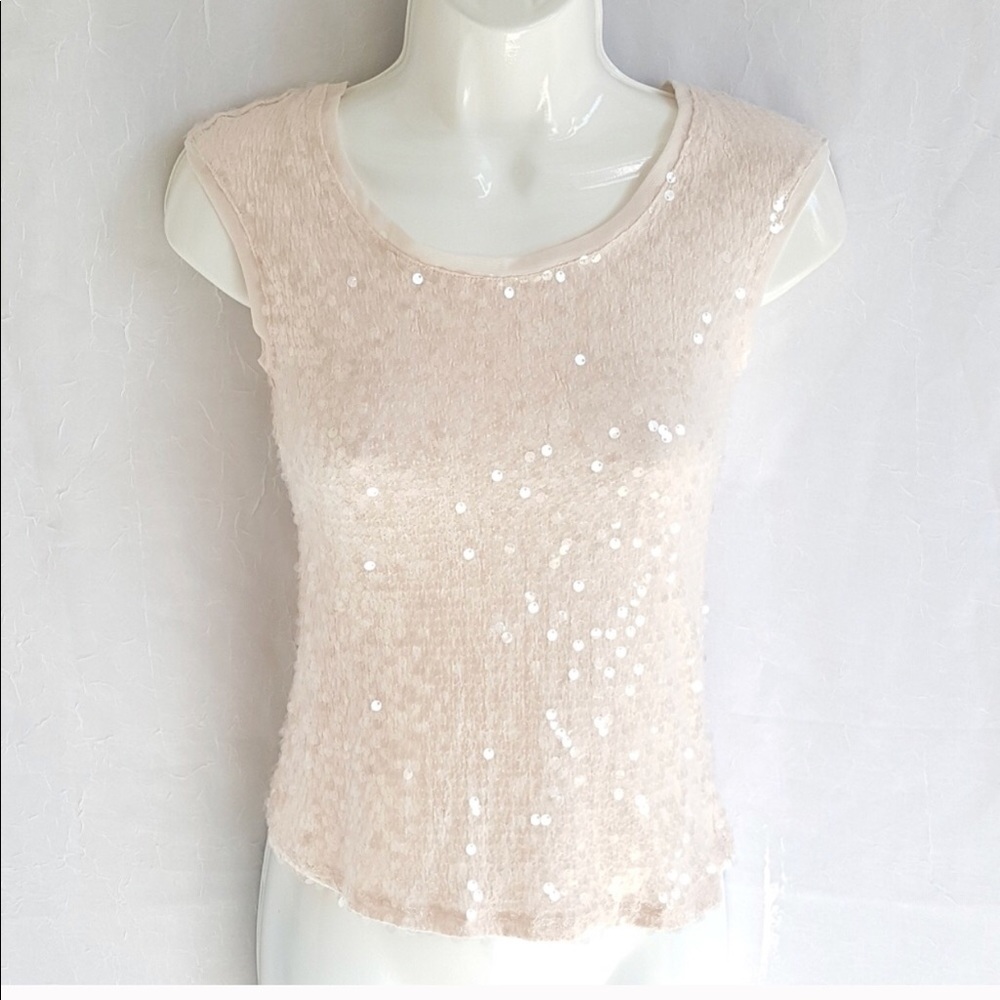 Sparkly pink top 🌸